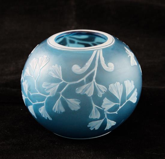 A Thomas Webb blue cameo glass vase, c.1890, 9cm